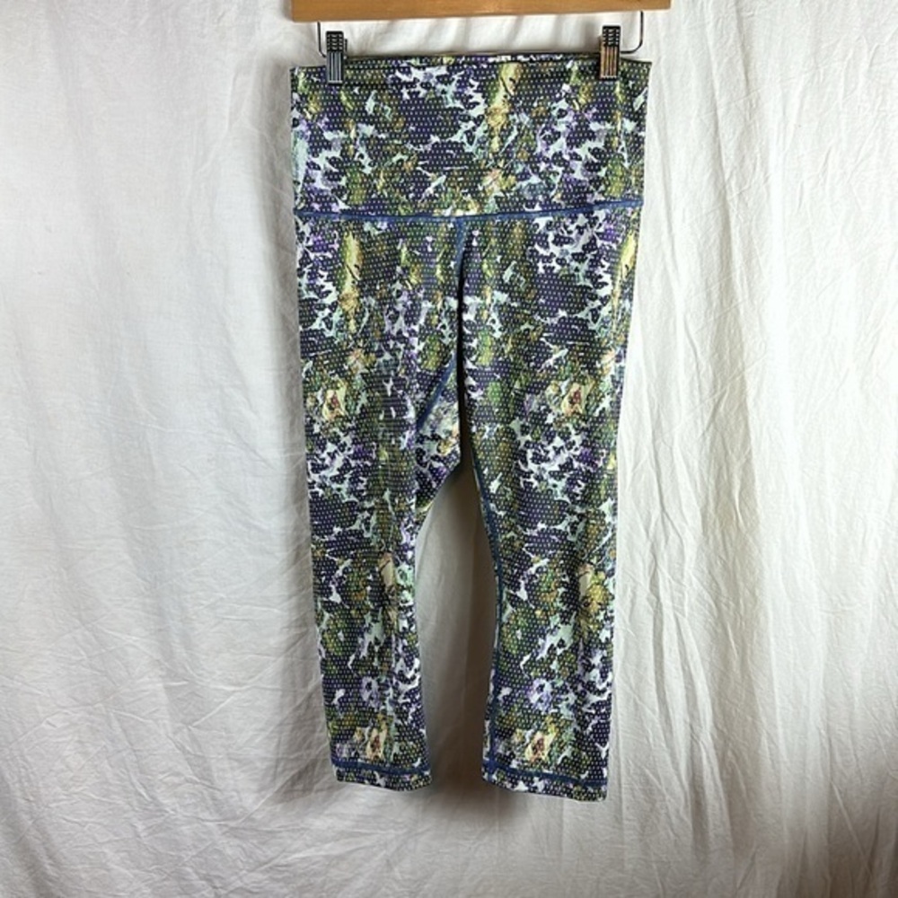 Lululemon Women's Wunder Under Crop II Luxetreme Roll Down Cropped Legging